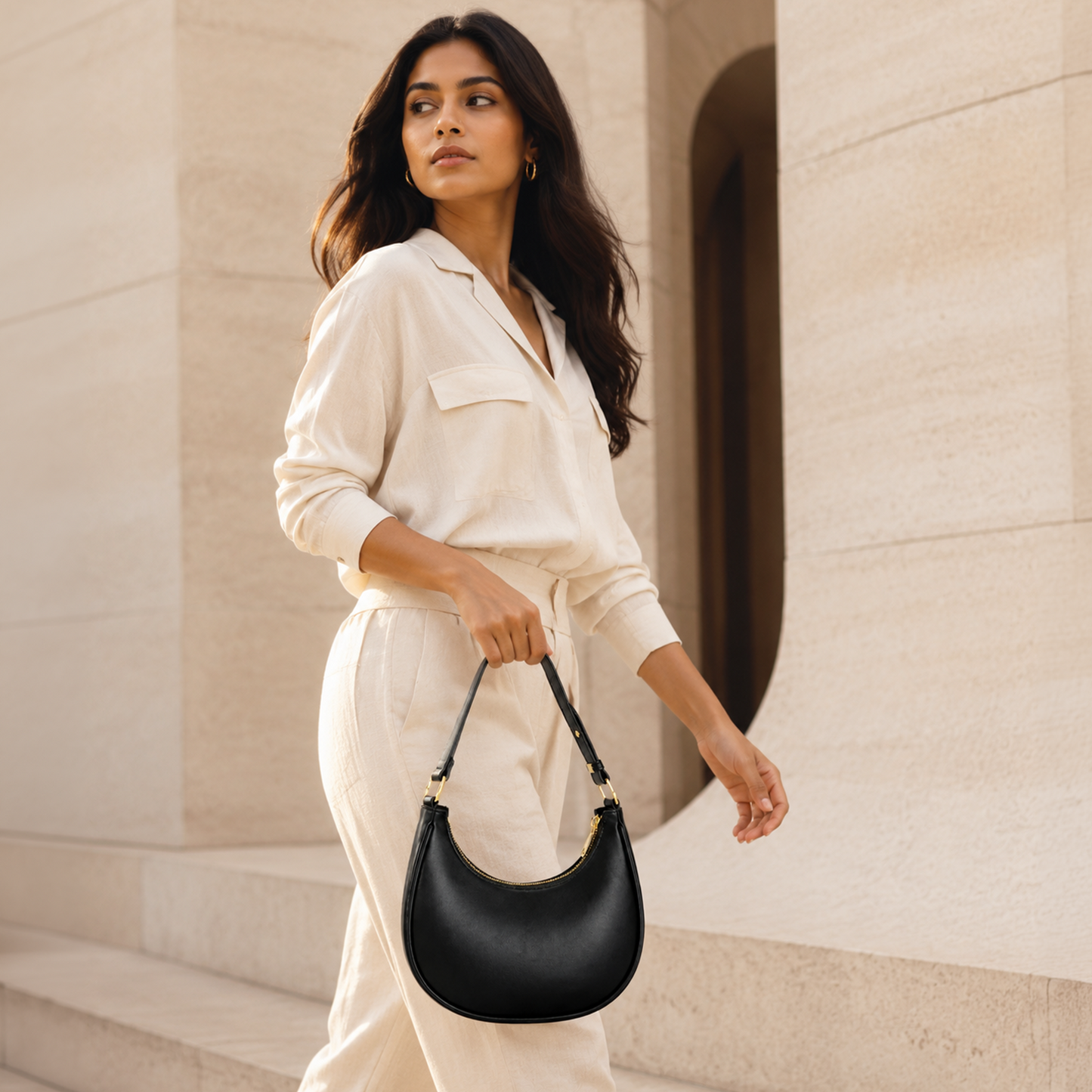 Black trending sling bag for girls women free size