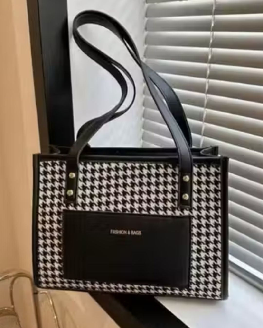 Women's Black & White Stylish PU Leather Tote Bag
